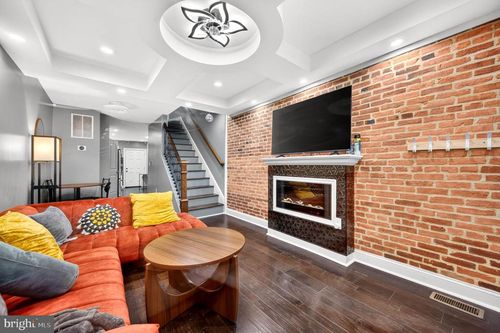 460 E Federal St, BALTIMORE, MD, 21202-2934 | Card Image