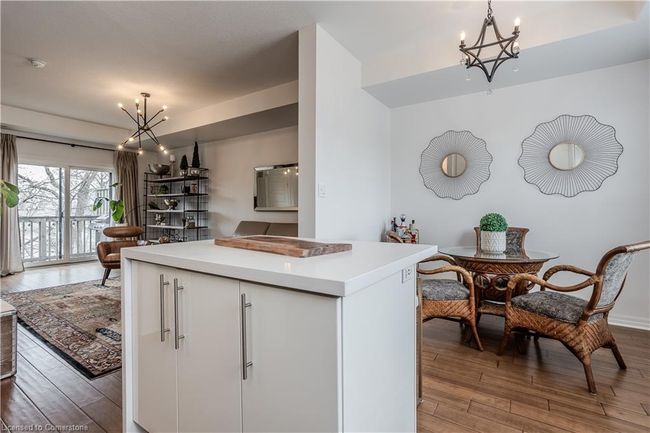 51 - 70 Plains Rd W, Townhouse with 2 bedrooms, 2 bathrooms and 1 parking in Burlington ON | Image 7