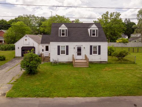 38 Bonnybriar Rd, South Portland, ME, 04106-6309 | Card Image