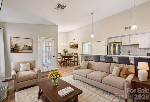 732-430 Queens Rd, Charlotte, NC, 28207-1457 | Card Image