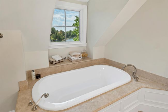 27 Locke Rd, House other with 4 bedrooms, 5 bathrooms and null parking in New Castle NH | Image 25