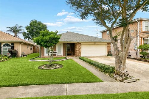 4121 Fairfield St, Metairie, LA, 70002-3033 | Card Image