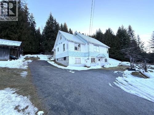 4207 Blewett Rd, Nelson, BC, V1L6X2 | Card Image