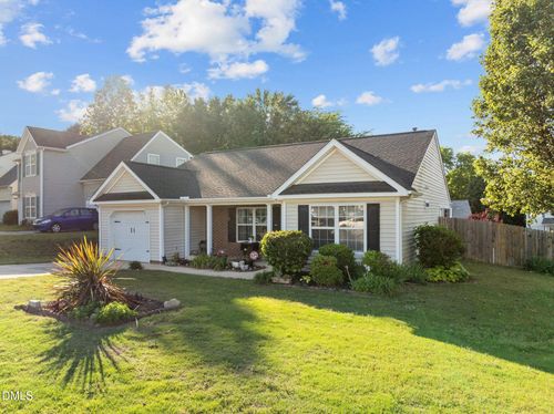 4109 Fawn Glen Dr, Raleigh, NC, 27616-7752 | Card Image