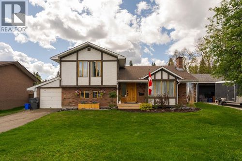1575 Buchanan Ave, Prince George, BC, V2L4X8 | Card Image