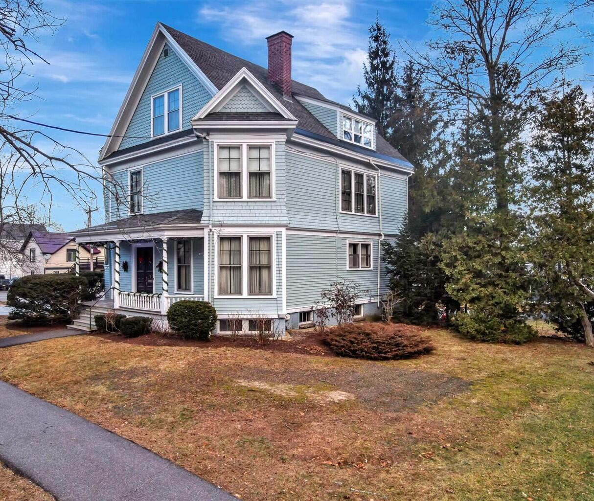 Broadway , Bangor, ME 04401