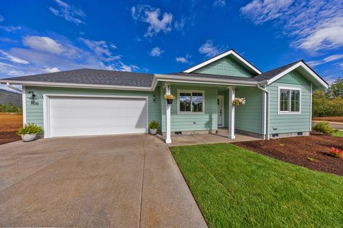 1106 Cascade Dr, Cave Junction, OR, 97523 | Card Image