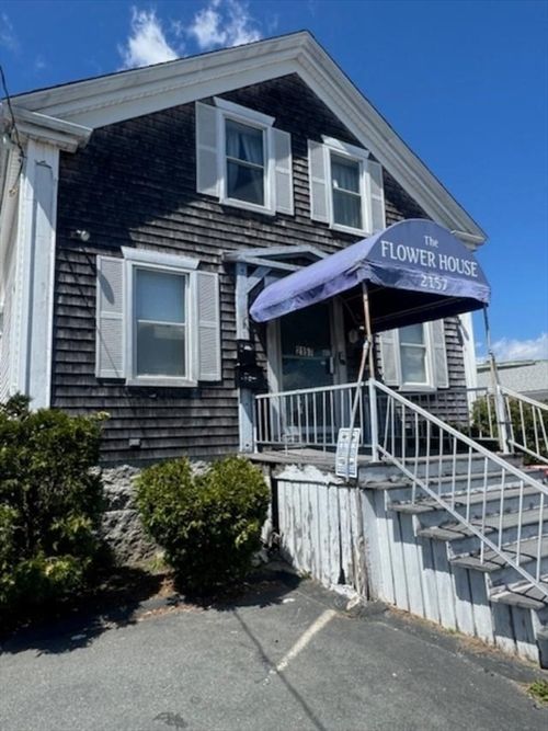 2157 Acushnet Ave, New Bedford, MA, 02745-6316 | Card Image