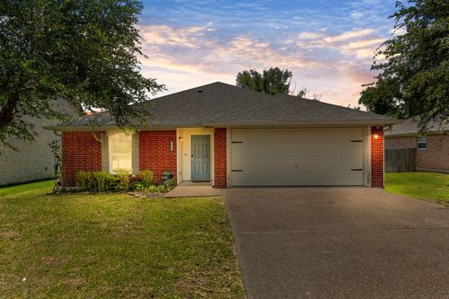 3156 Lippizan St, Robinson, TX, 76706-7418 | Card Image
