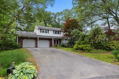 23 Eastview Ave, Billerica, MA, 01821-1102 | Card Image