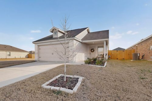 1429 Dovekie Dr, Forney, TX, 75126-7063 | Card Image