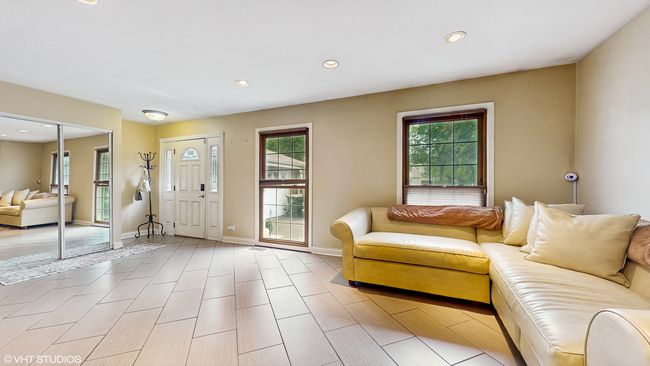 1288 N Ashland Ave, House other with 4 bedrooms, 3 bathrooms and 2 parking in Palatine IL | Image 6