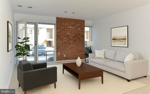 205-2631 Redcoat Dr, ALEXANDRIA, VA, 22303-2647 | Card Image
