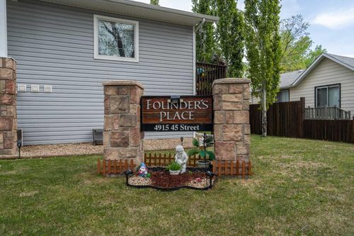 201-4915 45 St, Camrose, AB, T4V1E3 | Card Image