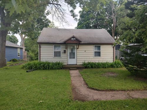 205 Pennsylvania Ave, Loves Park, IL, 61111-4063 | Card Image