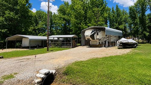 1063 Holiday Village Dr, Quitman, TX, 75783-3783 | Card Image