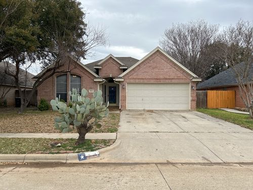 9091 San Joaquin Trl, Fort Worth, TX, 76118-7539 | Card Image