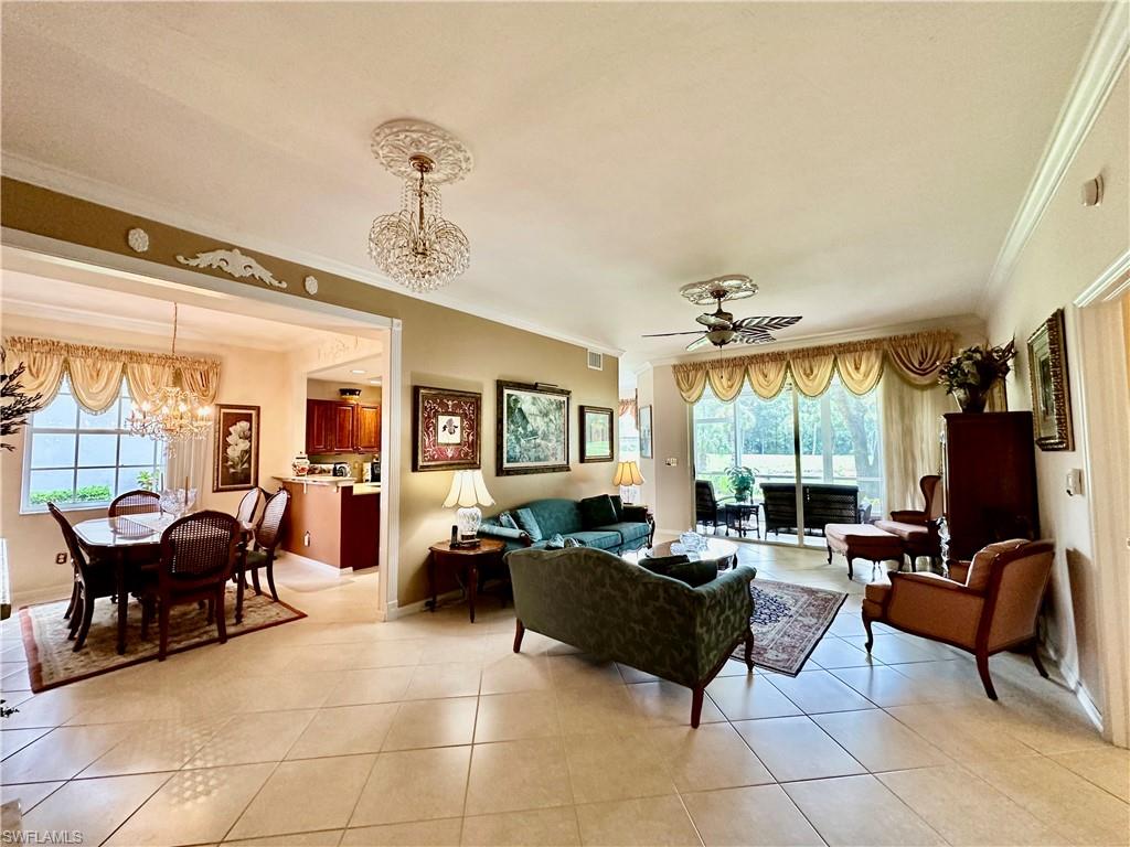 Residential in NAPLES 4