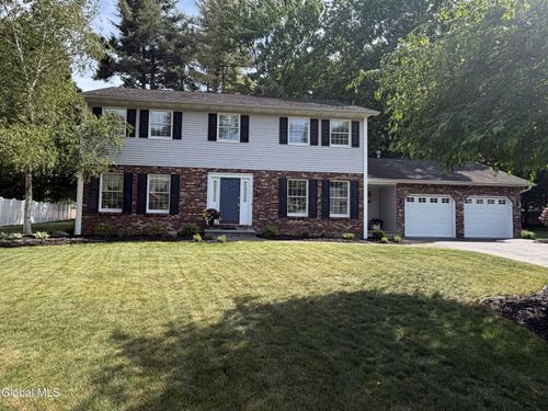3061 New Williamsburg Drive, Schenectady, NY, 12303 | Card Image