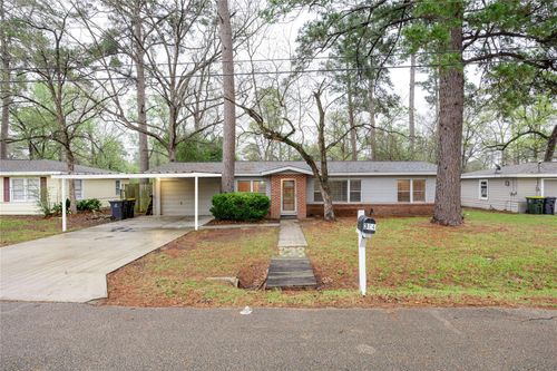 304 Harris Blvd, Conroe, TX, 77301-1209 | Card Image