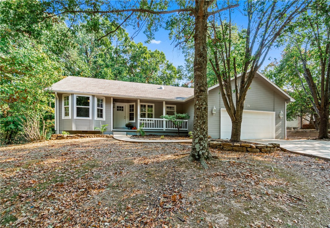 Renfrew Dr, Bella Vista, AR 72715