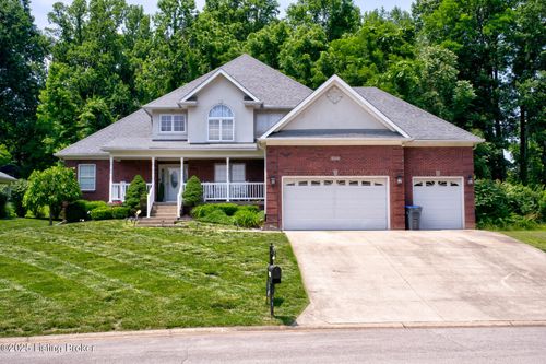 7603 Cottage Cove Way, Louisville, KY, 40214-3248 | Card Image