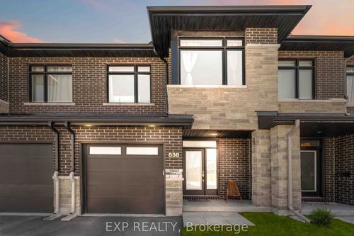 838 Clapham Terr, Stittsville, ON, K2S2N8 | Card Image
