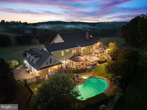 40959 Pacer Ln, PAEONIAN SPRINGS, VA, 20129-1844 | Card Image