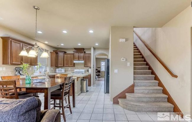 7271 Windswept Loop, House other with 3 bedrooms, 3 bathrooms and 2 parking in Sparks NV | Image 4