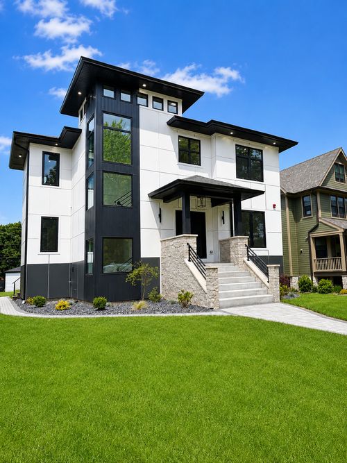 704 Monroe Ave, River Forest, IL, 60305-1906 | Card Image