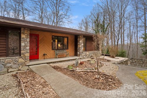 45 Crescent Drive, Hendersonville, NC, 28739 | Card Image