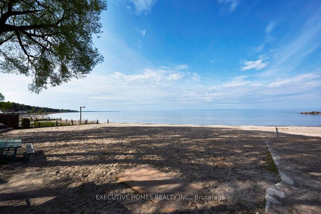 30 Winterset Ave, House other with 3 bedrooms, 2 bathrooms and 4 parking in Tiny ON | Image 39