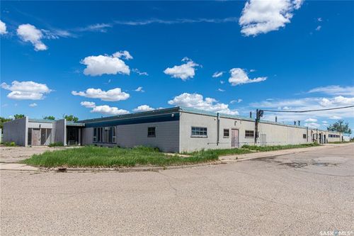 115 Coronation Dr, Moose Jaw, SK, S6H0G3 | Card Image