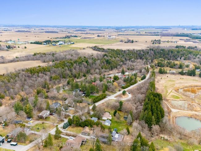 48 Credit Rd, House other with 2 bedrooms, 1 bathrooms and 7 parking in Cheltenham ON | Image 26