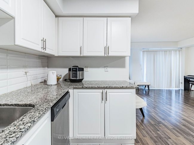 22 - 2488 Post Rd, Condo with 2 bedrooms, 2 bathrooms and 1 parking in Oakville ON | Image 24