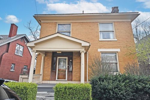 2222 Eureka Ter, Cincinnati, OH, 45219-1606 | Card Image