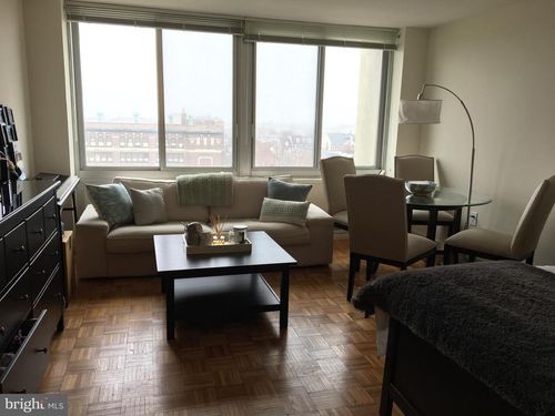 apt-713-604 S Washington Sq, PHILADELPHIA, PA, 19106-4122 | Card Image