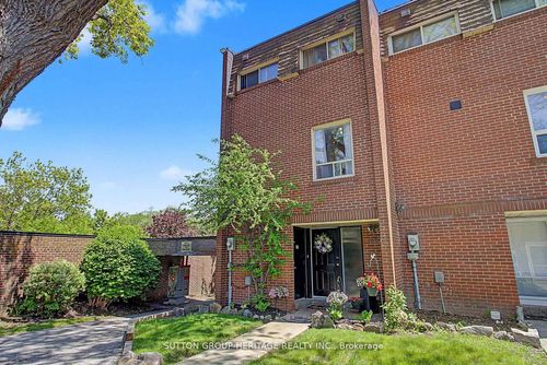 124 Wales Ave, Markham, ON, L3P3K2 | Card Image
