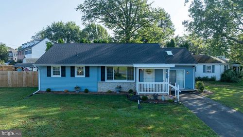 319 Birchland Ave, MOUNT JOY, PA, 17552-1203 | Card Image