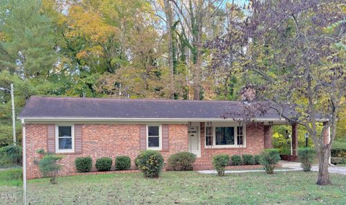 105 Sunset Cir, Henderson, NC, 27536-4595 | Card Image