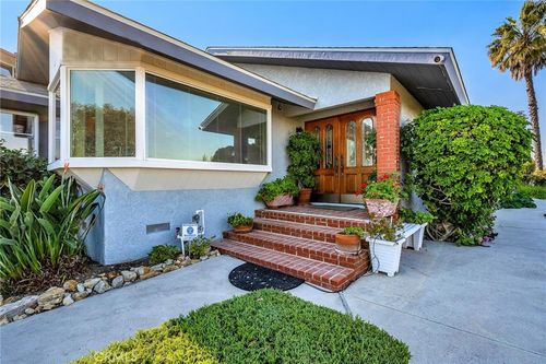 27363 Eastvale Rd, Palos Verdes Peninsula, CA, 90274-4016 | Card Image