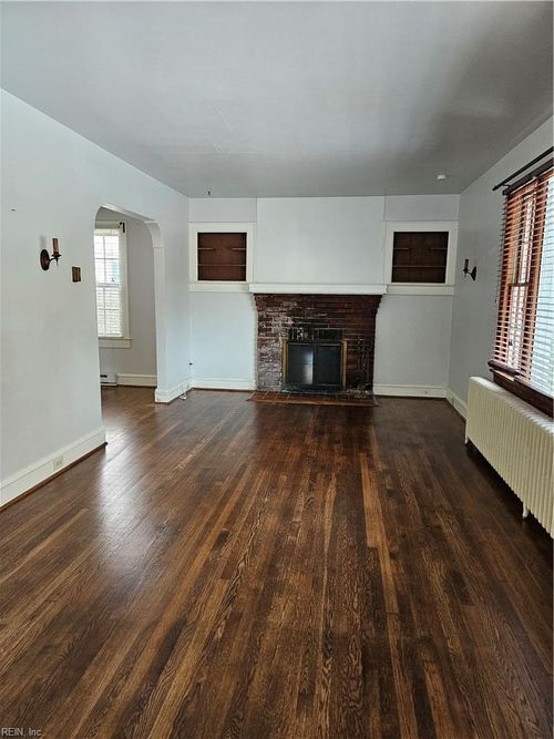 229 Atlantic Ave, Hampton, VA, 23664-1160 | Card Image