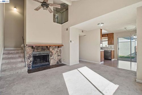 20139 Anita Ave, Castro Valley, CA, 94546-4109 | Card Image