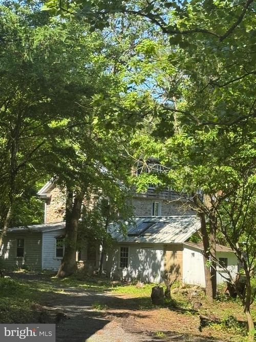 220 Club Rd, OLEY, PA, 19547-8412 | Card Image