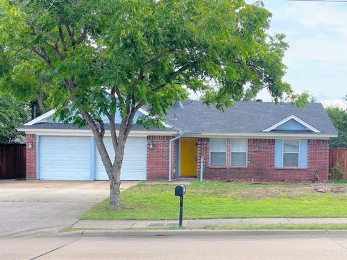 319 Marshall Creek Rd, Roanoke, TX, 76262-6156 | Card Image