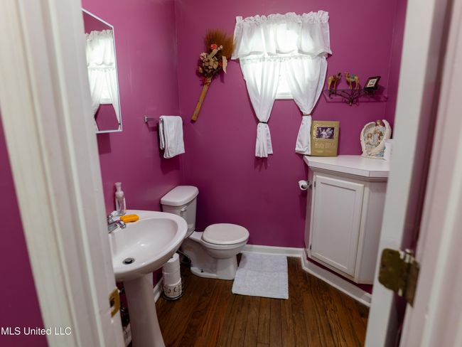 Bathroom1 | Image 8