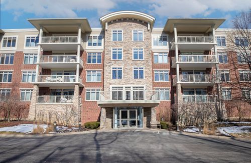 apt-403-425 Benjamin Dr, Vernon Hills, IL, 60061-4314 | Card Image