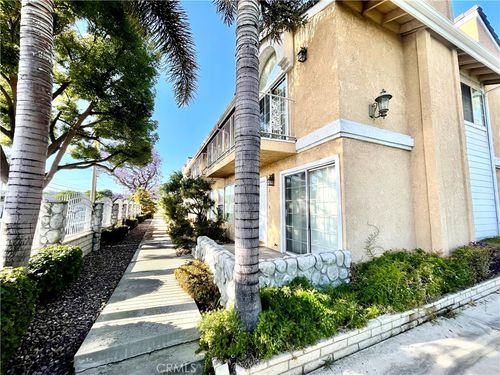 unit-4-10418 Bogardus Ave, Whittier, CA, 90603-2600 | Card Image