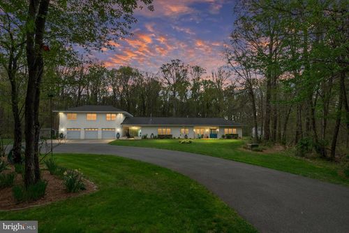 730 Central Ave E, EDGEWATER, MD, 21037-3400 | Card Image