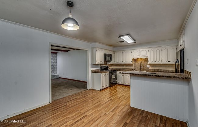 204 Turtle Creek-26 | Image 26